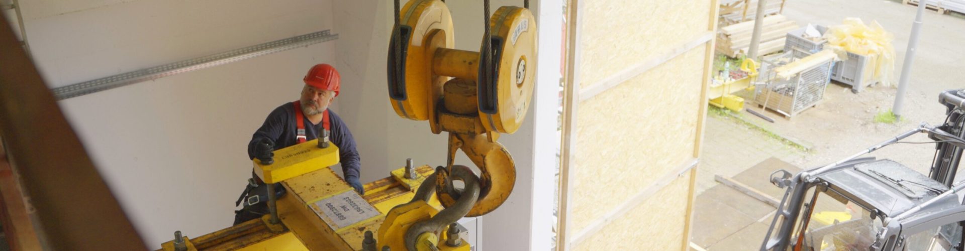 Transport der neuen Druckermaschine